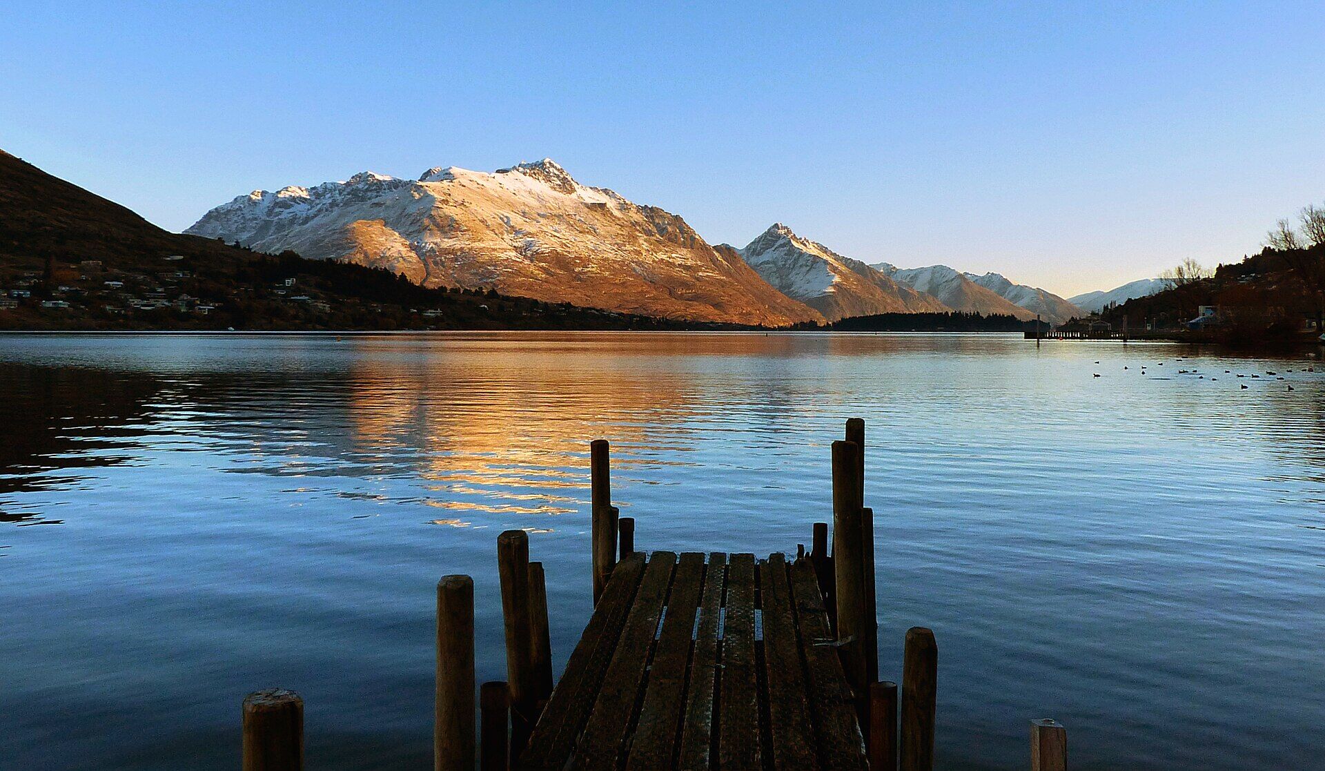 Steg am See in der Abendsonne